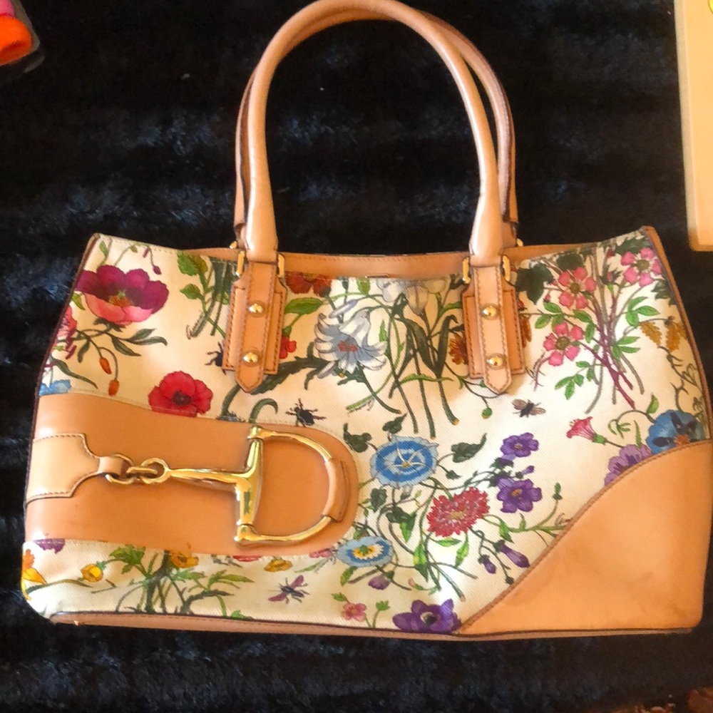 Floral Gucci handbag